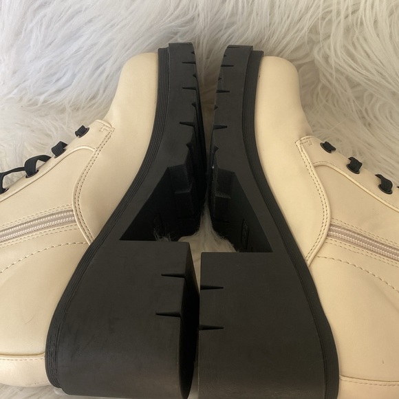 Nine West Juna 3 Women's Combat Boots Size 8M  Color Ivory - Picture 7 of 8